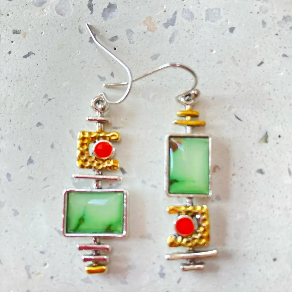 BNWT Green Onyx Marble Effect Geometric Silver Back Earrings - Chic & Versatile - Picture 9 of 10